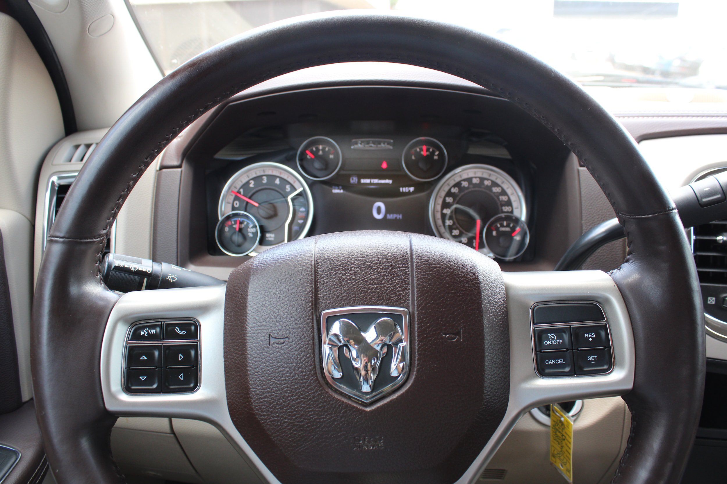 Used 2014 RAM 3500 Laramie w/ Convenience Group RWD image 25