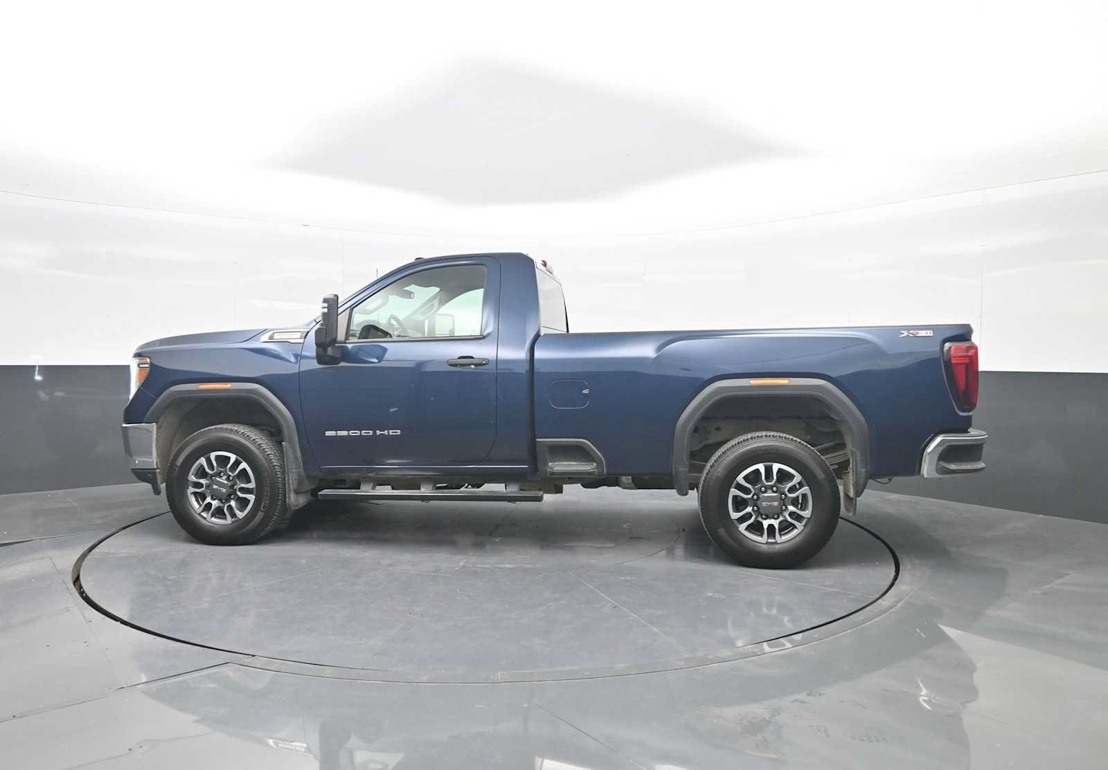 Used 2023 GMC Sierra 3500 Pro w/ Convenience Package AWD/4WD image 5