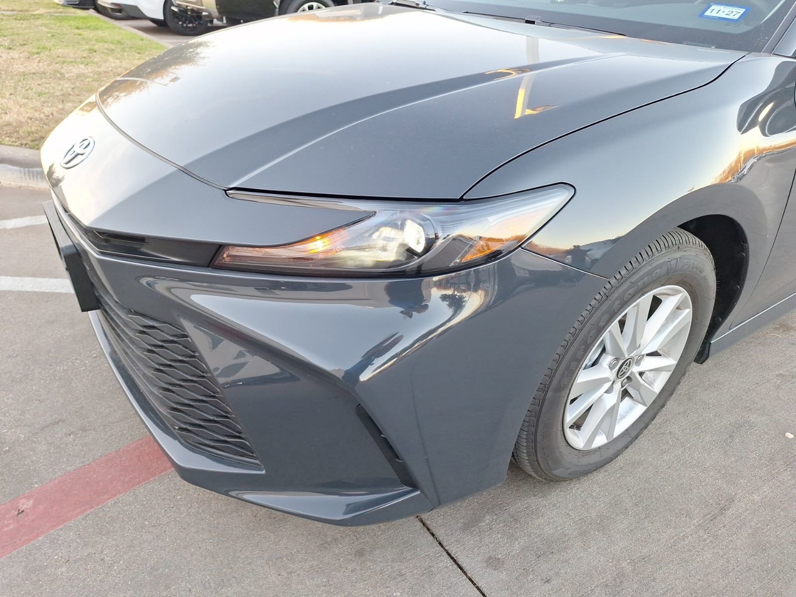 Used 2026 Toyota Camry LE w/ Convenience Package image 10