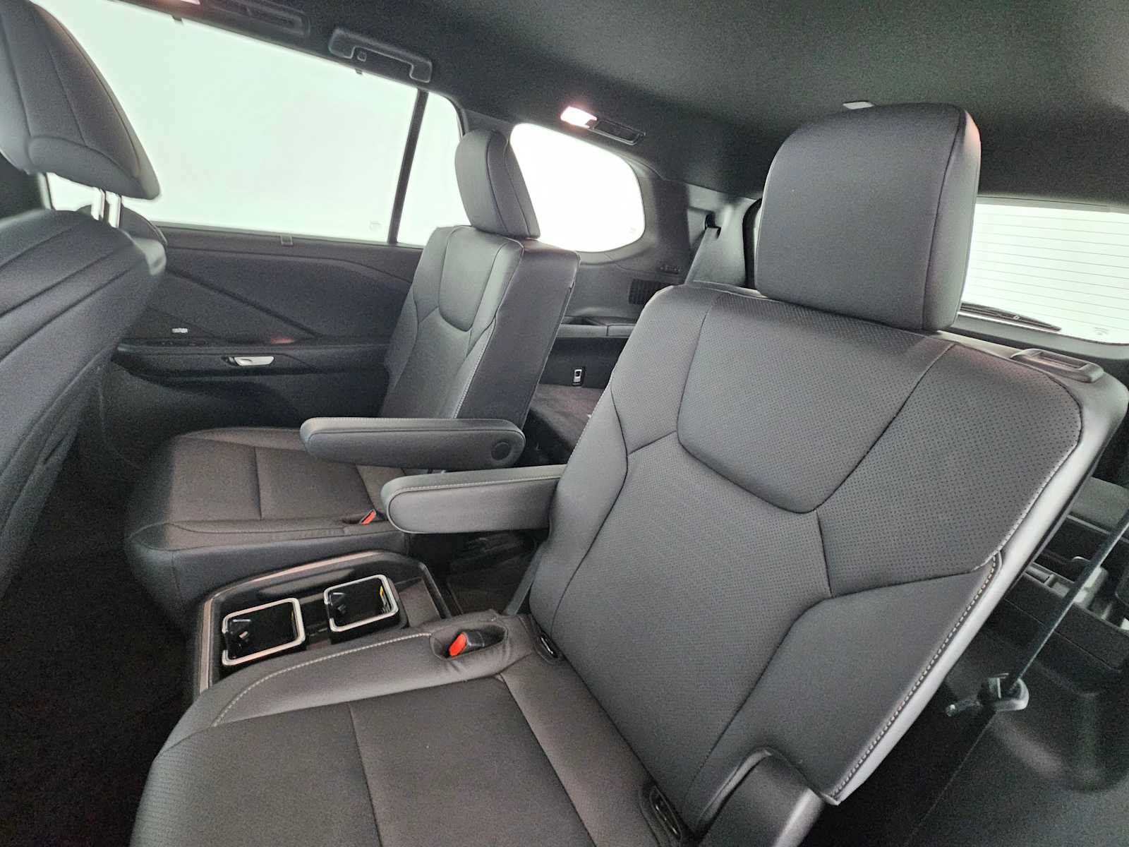 Certified 2025 Lexus TX 500h AWD w/ Technology Package image 19