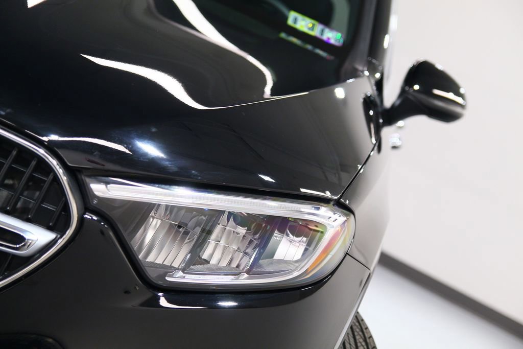 Certified 2026 Mercedes-Benz GLC 300 4MATIC image 9