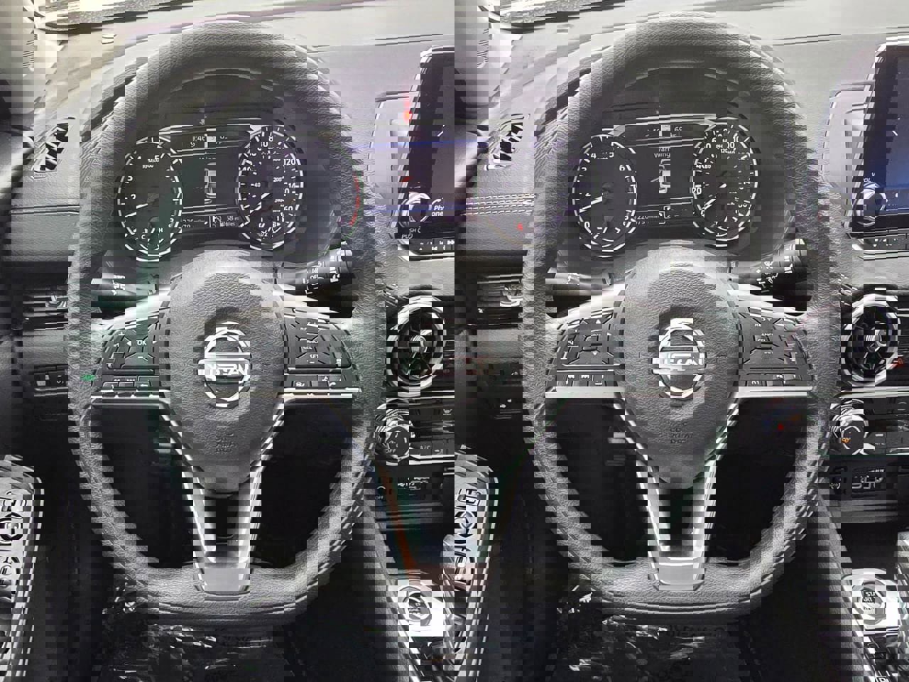 Used 2025 Nissan Sentra SV image 35