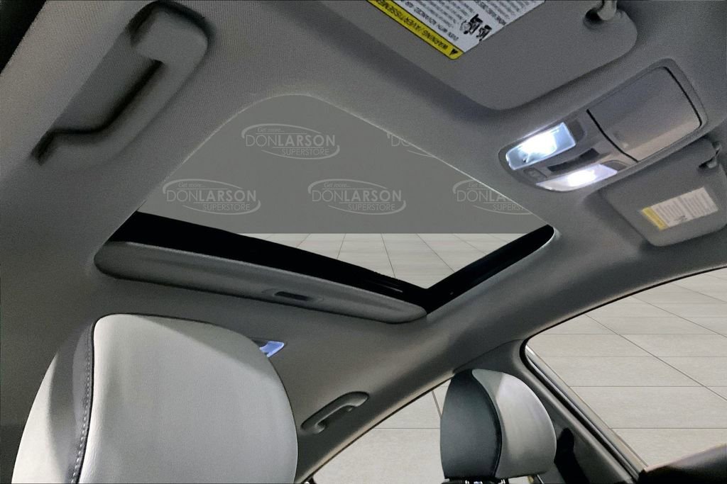 Used 2022 Hyundai Ioniq Limited image 24