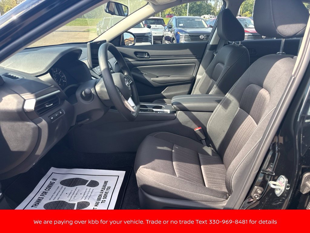New 2026 Nissan Altima 2.5 SV w/ SV Special Edition Package AWD/4WD image 9