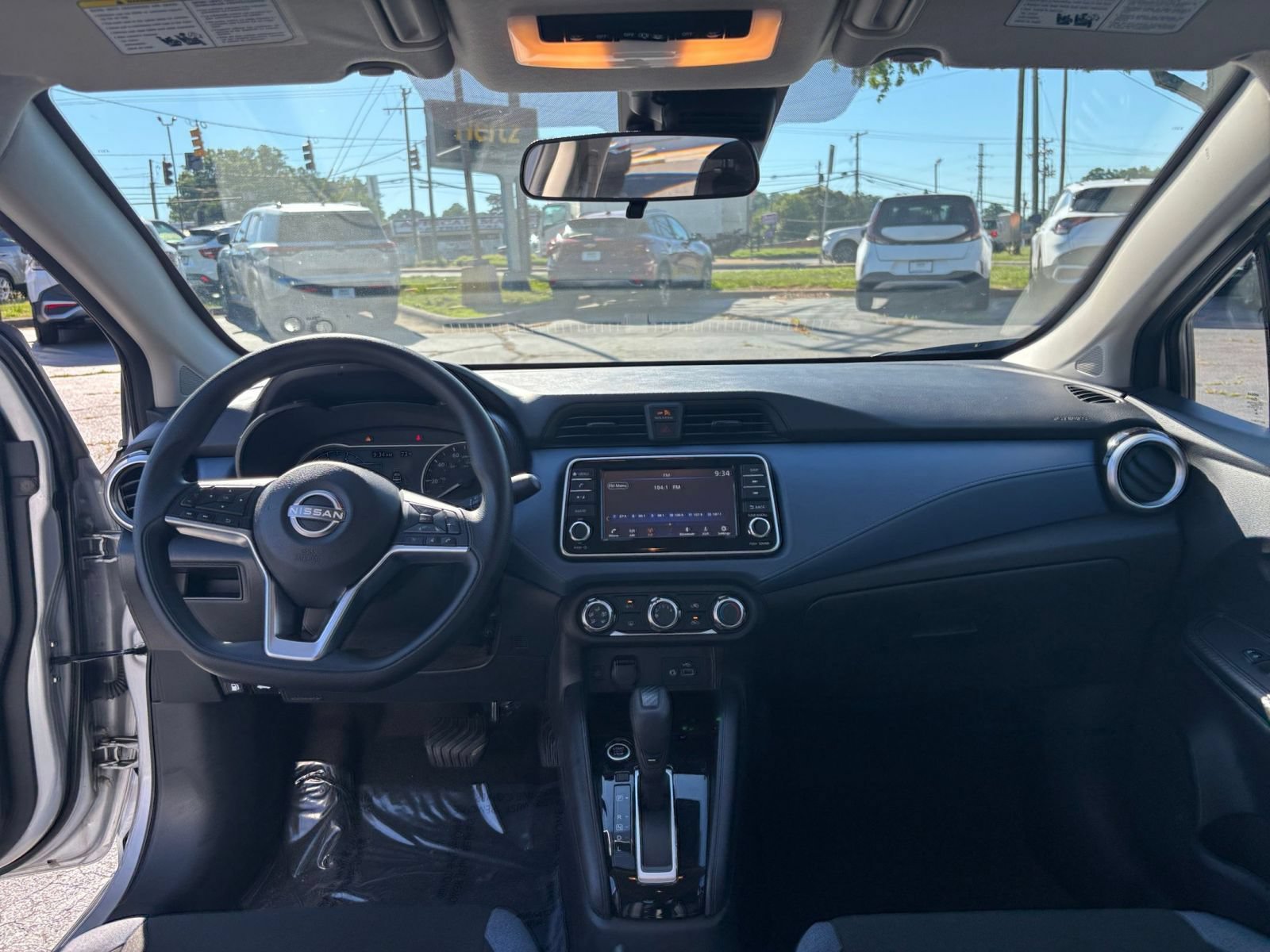 Used 2025 Nissan Versa SV FWD image 28