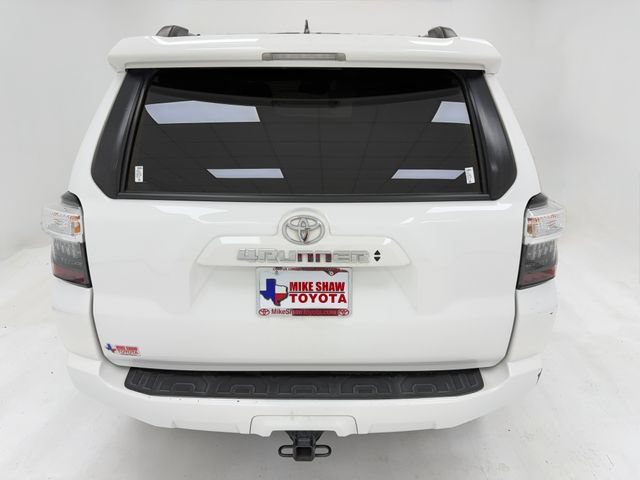 Used 2023 Toyota 4Runner SR5 AWD/4WD image 39