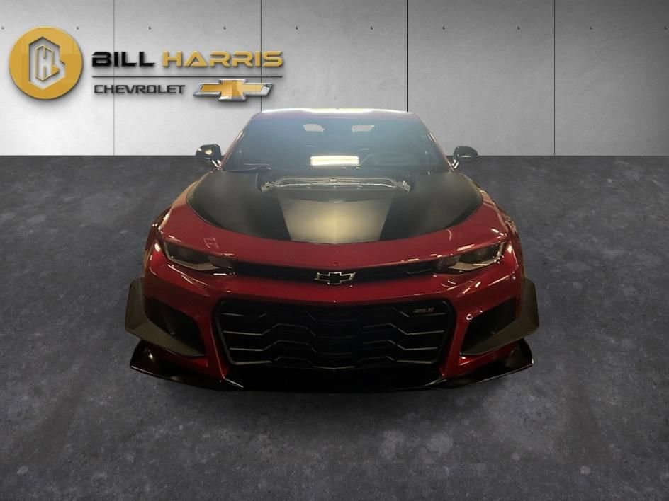 Used 2020 Chevrolet Camaro ZL1 RWD image 10