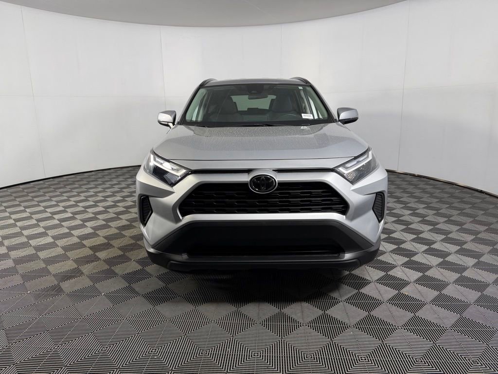 Used 2025 Toyota RAV4 XLE image 11