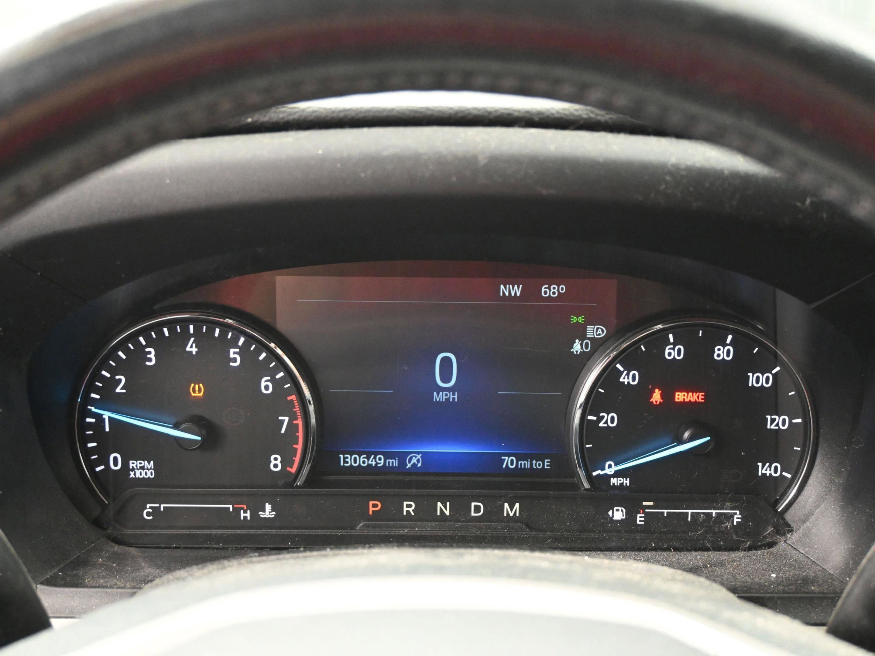 Used 2020 Ford Explorer XLT image 26