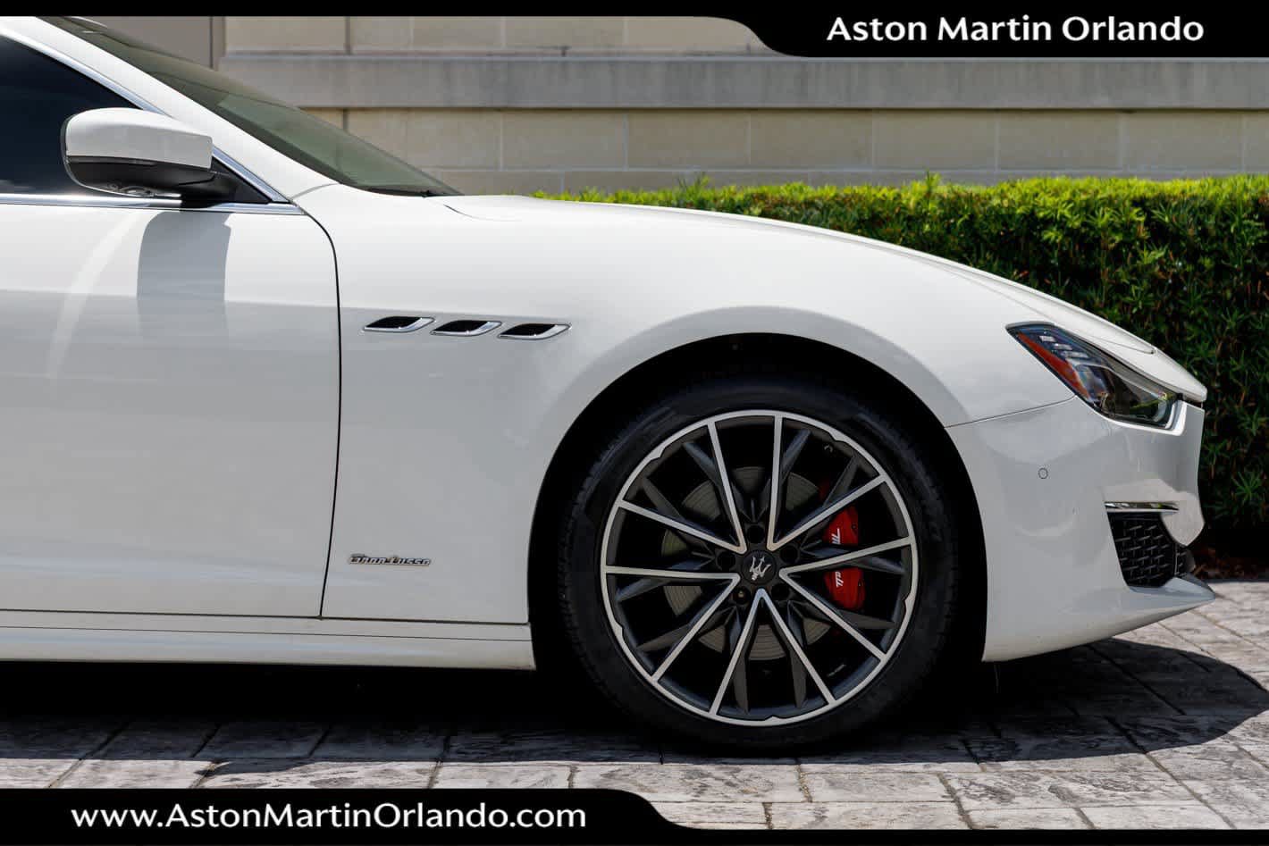 Used 2020 Maserati Ghibli GranLusso RWD image 18