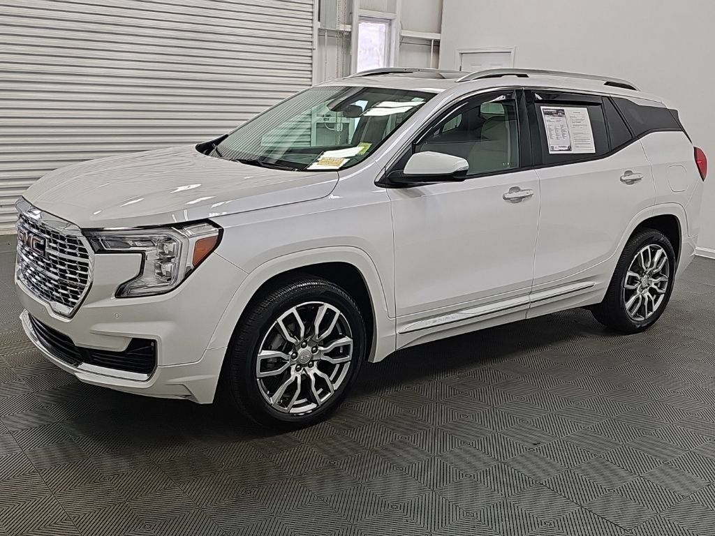 Certified 2023 GMC Terrain Denali AWD/4WD image 5