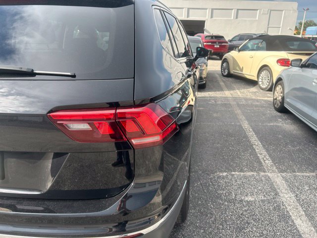 Used 2022 Volkswagen Tiguan SE FWD image 14