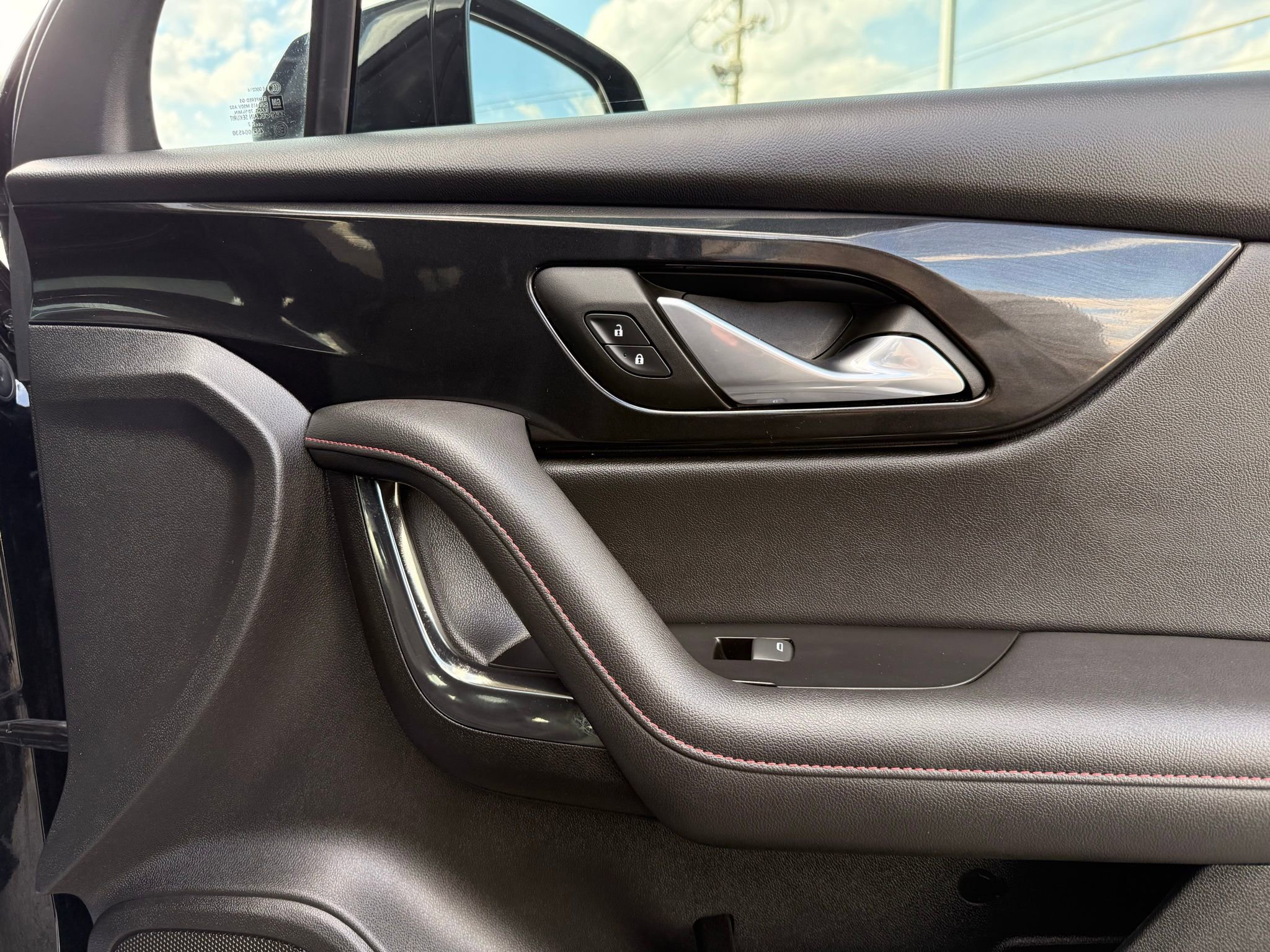 Used 2022 Chevrolet Blazer RS image 18