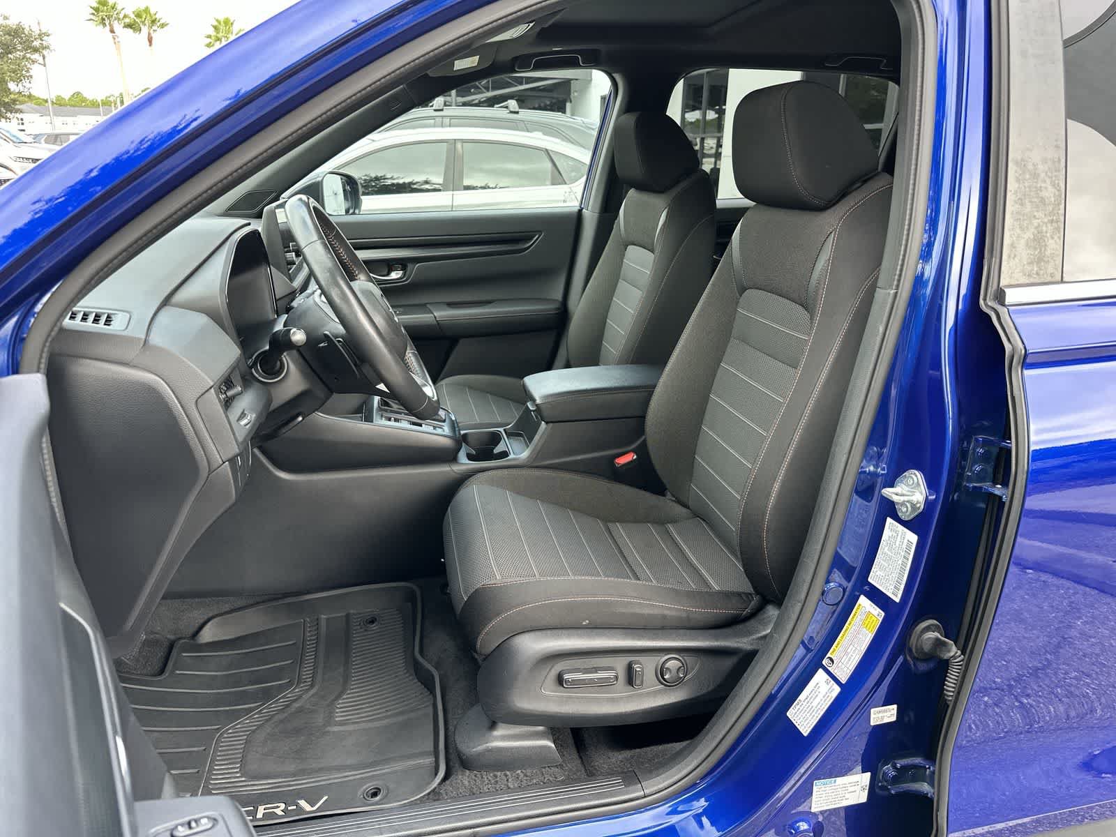 Used 2024 Honda CR-V Sport image 3