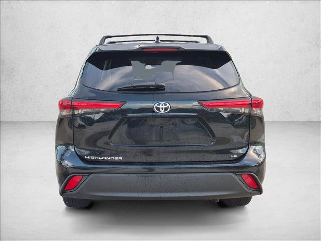 Certified 2021 Toyota Highlander LE FWD image 6