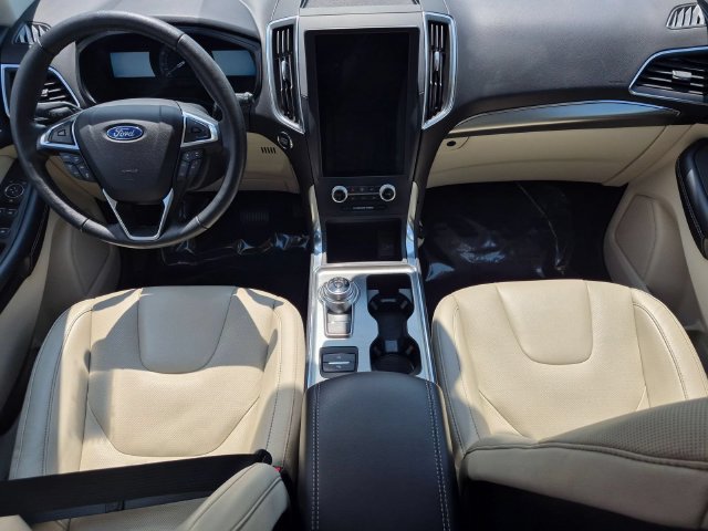 Used 2022 Ford Edge Titanium w/ Equipment Group 301A AWD/4WD image 25