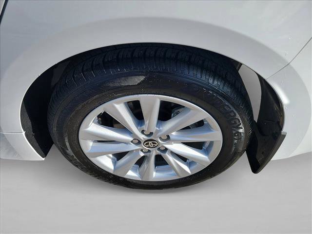 Used 2025 Toyota Corolla LE image 12