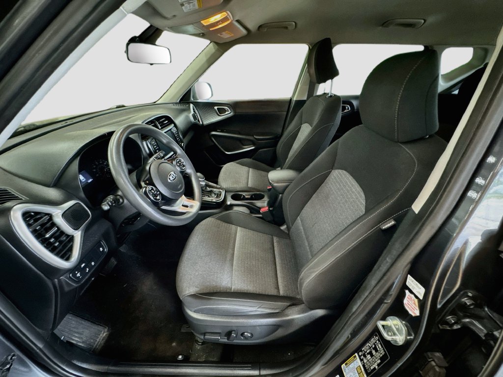Used 2021 Kia Soul S FWD image 22