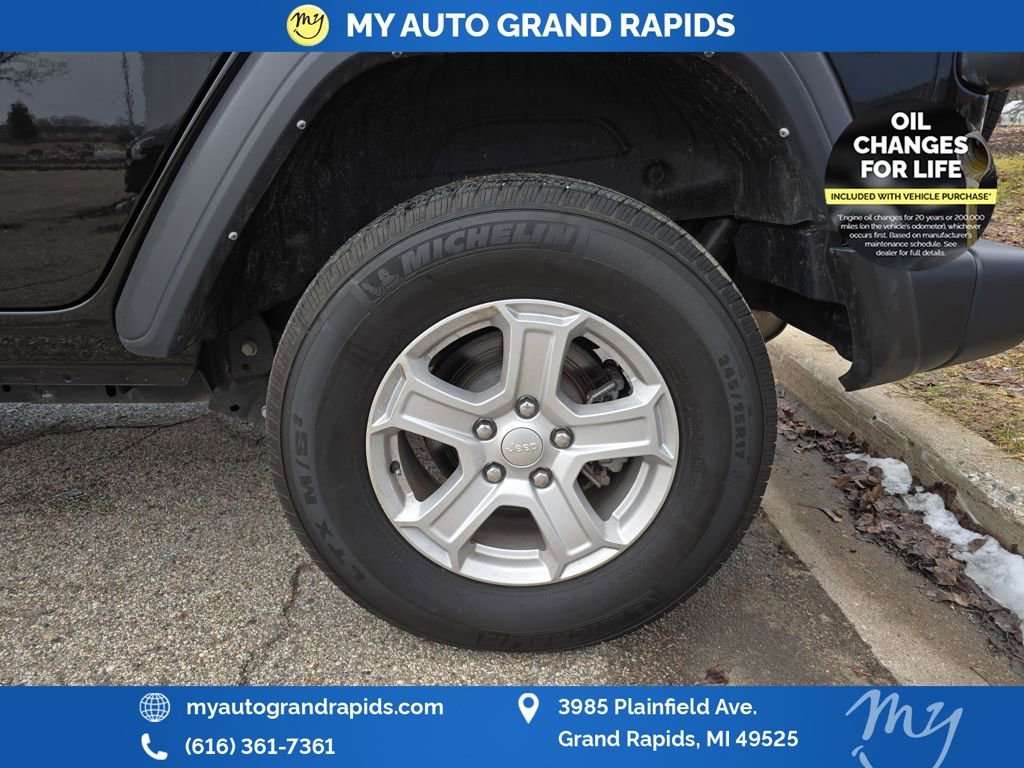 Used 2022 Jeep Wrangler Unlimited Sport image 31