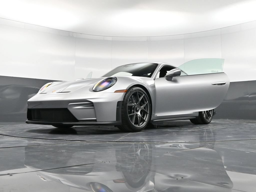 New 2026 Porsche 911 GT3 RWD image 39