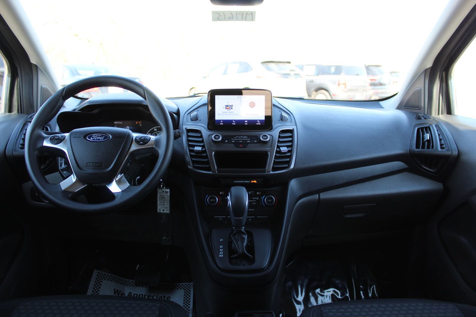 Used 2023 Ford Transit Connect XLT image 10