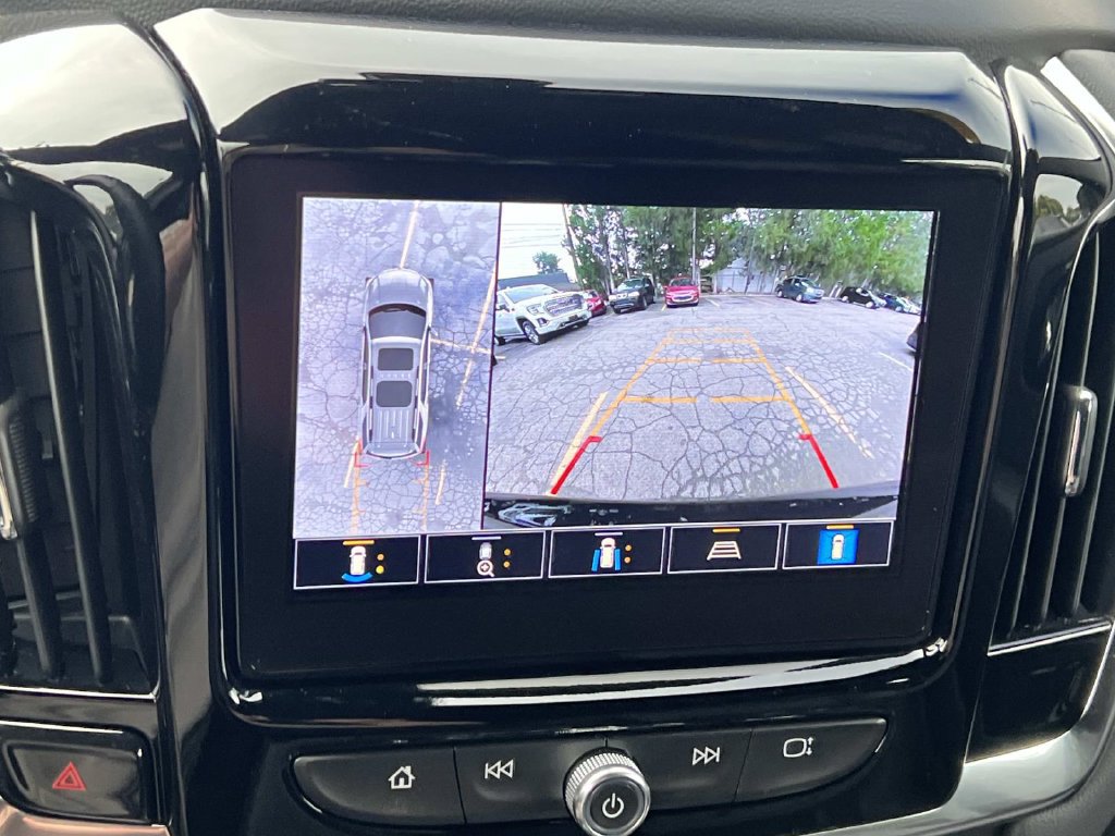 Used 2024 Chevrolet Traverse RS w/ LPO, Floor Liner Package FWD image 22