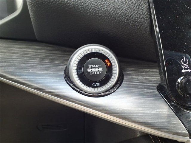 Used 2023 Jeep Wagoneer L Series II image 22