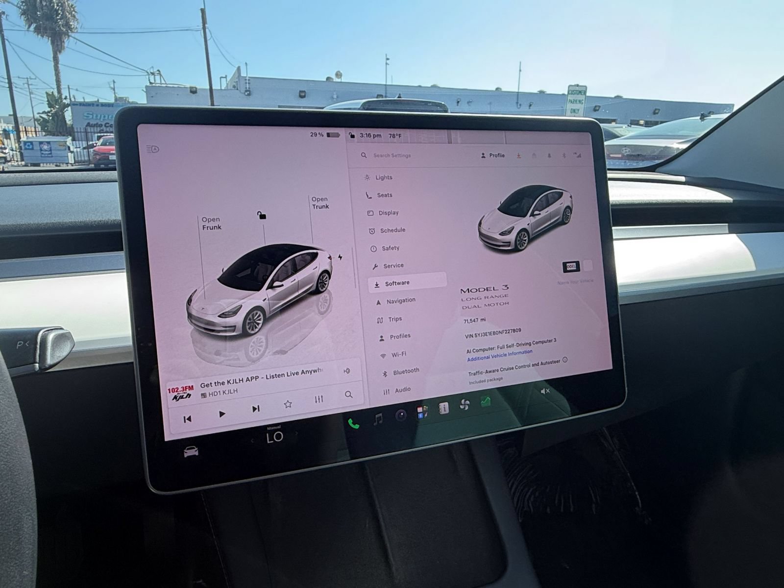 Used 2022 Tesla Model 3 Long Range AWD/4WD image 13