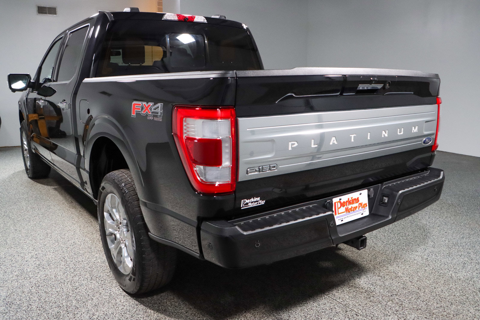 Used 2023 Ford F150 Platinum w/ Equipment Group 701A High image 9