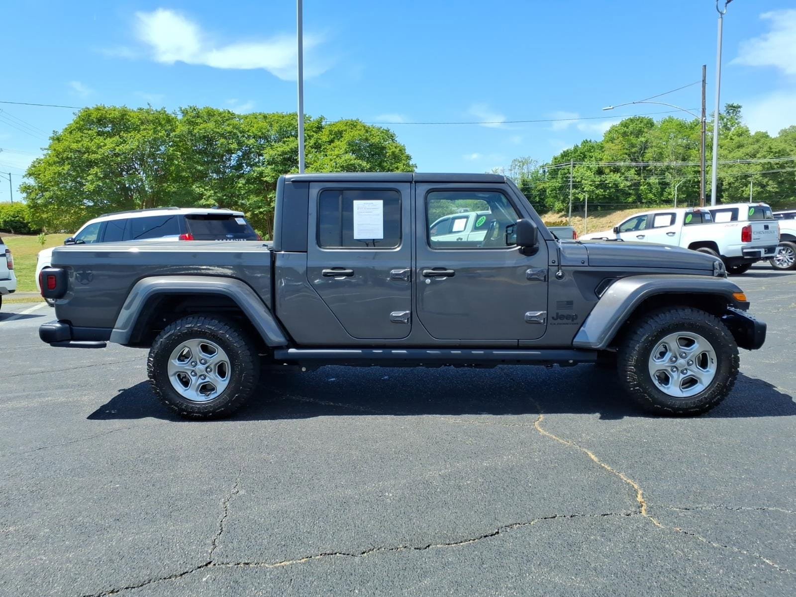 Used 2021 Jeep Gladiator Overland AWD/4WD image 10