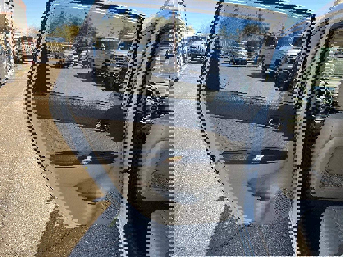 Used 2011 Hyundai Elantra SE image 29