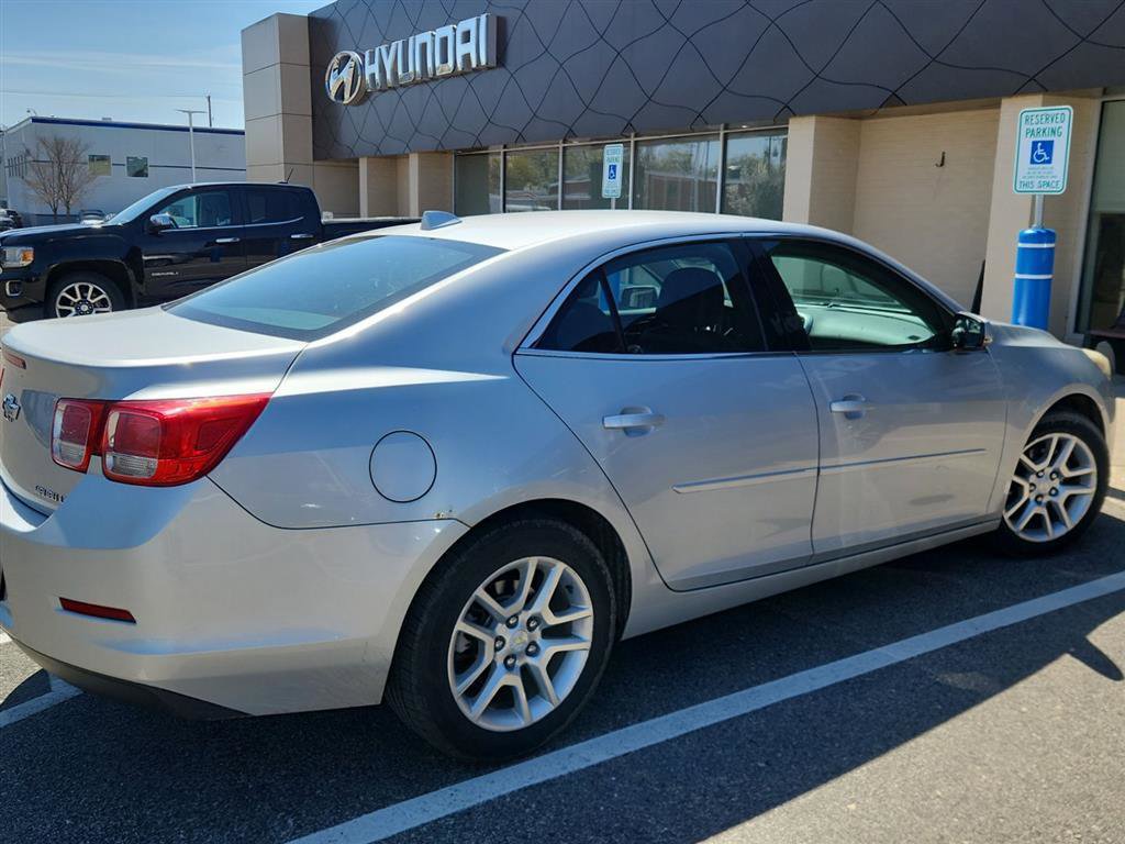 Used 2014 Chevrolet Malibu LT w/ Power Convenience Package FWD image 4