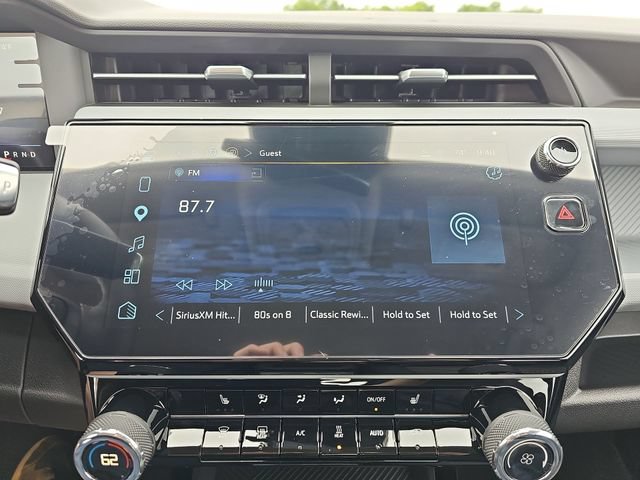 New 2027 Chevrolet Bolt LT w/ Comfort Package FWD image 13