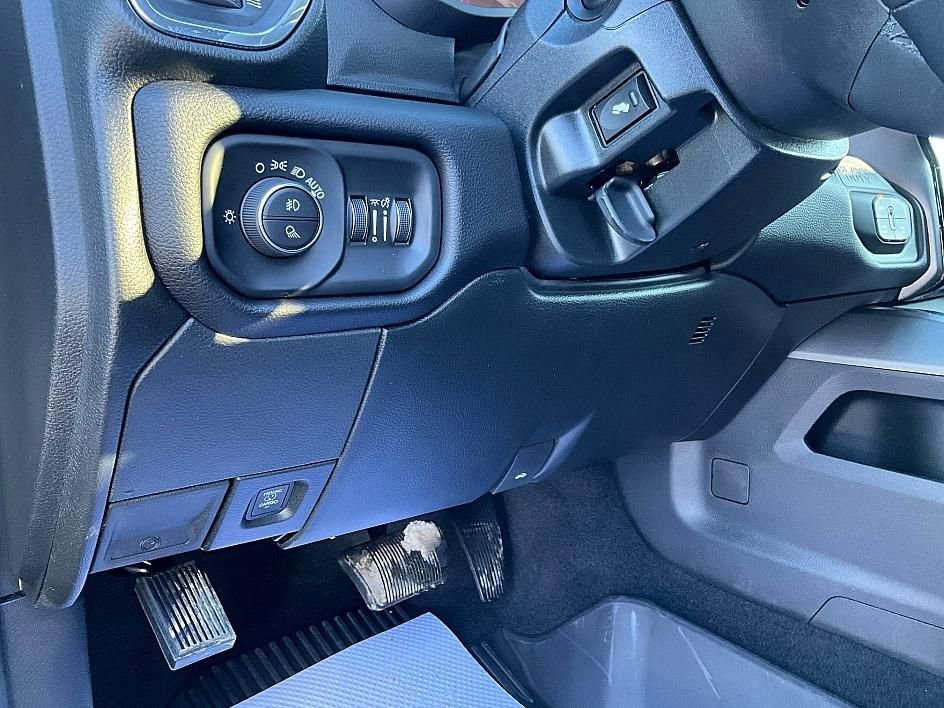 New 2026 RAM 2500 Laramie image 18