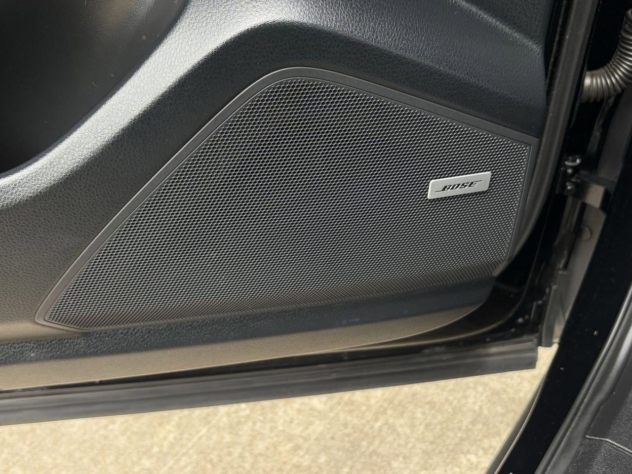 Used 2020 Porsche Cayenne image 25