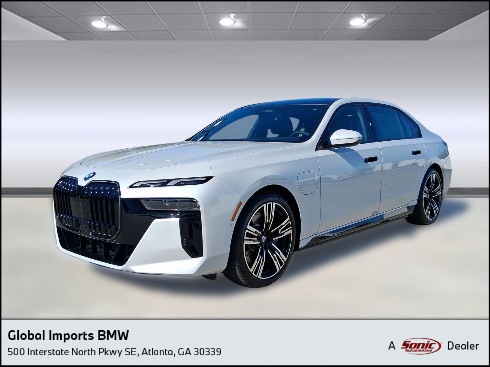 New 2026 BMW 750e xDrive w/ Premium Package