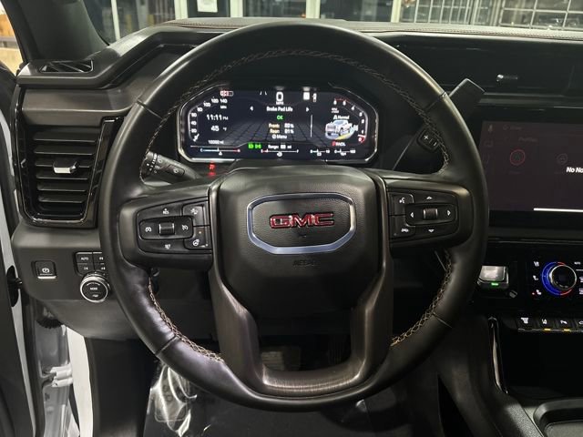 Used 2025 GMC Sierra 2500 AT4 image 17