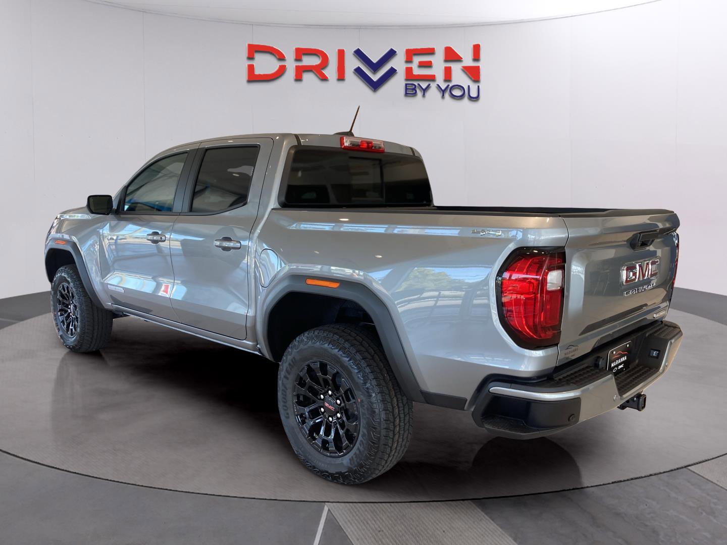 New 2026 GMC Canyon Elevation w/ Convenience Package image 2