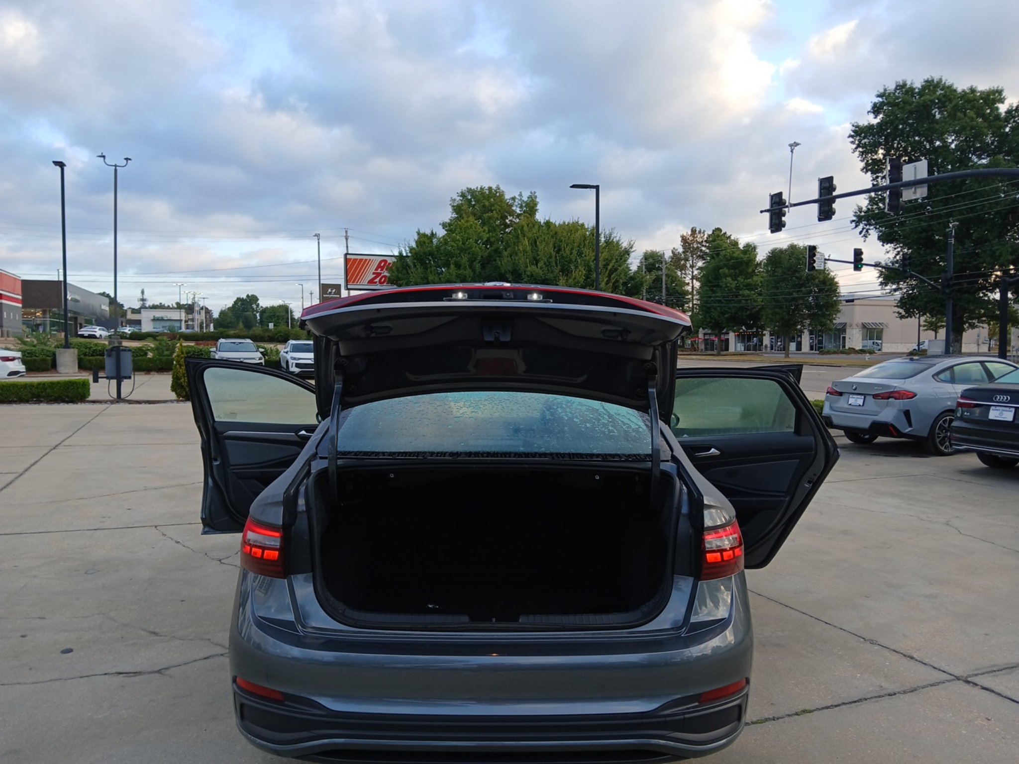 Certified 2026 Volkswagen Jetta SE FWD image 21