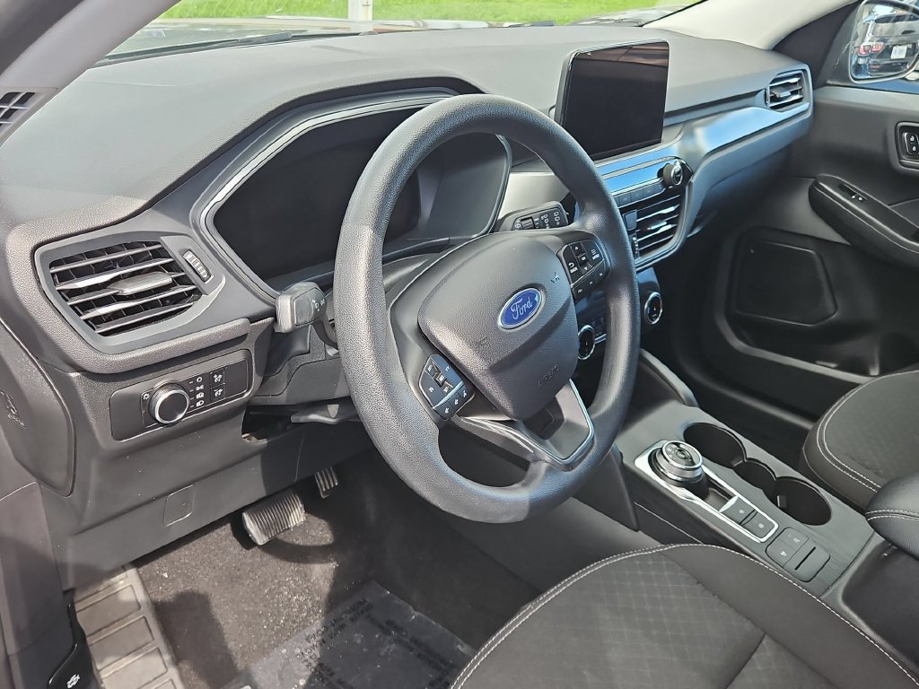 Used 2025 Ford Escape Active FWD image 15