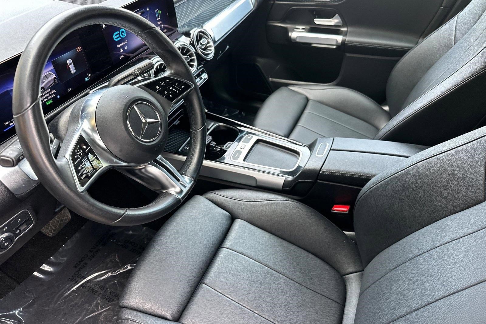 Certified 2024 Mercedes-Benz EQB 300 4MATIC image 4