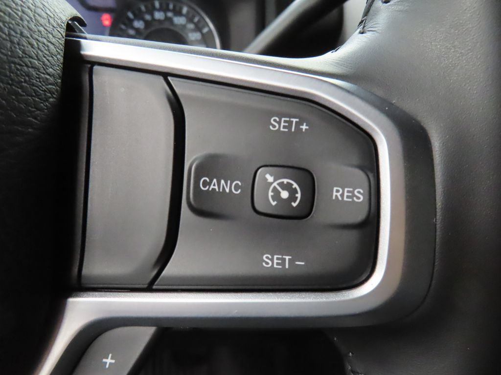 Used 2024 RAM 2500 Big Horn w/ Night Edition AWD/4WD image 41