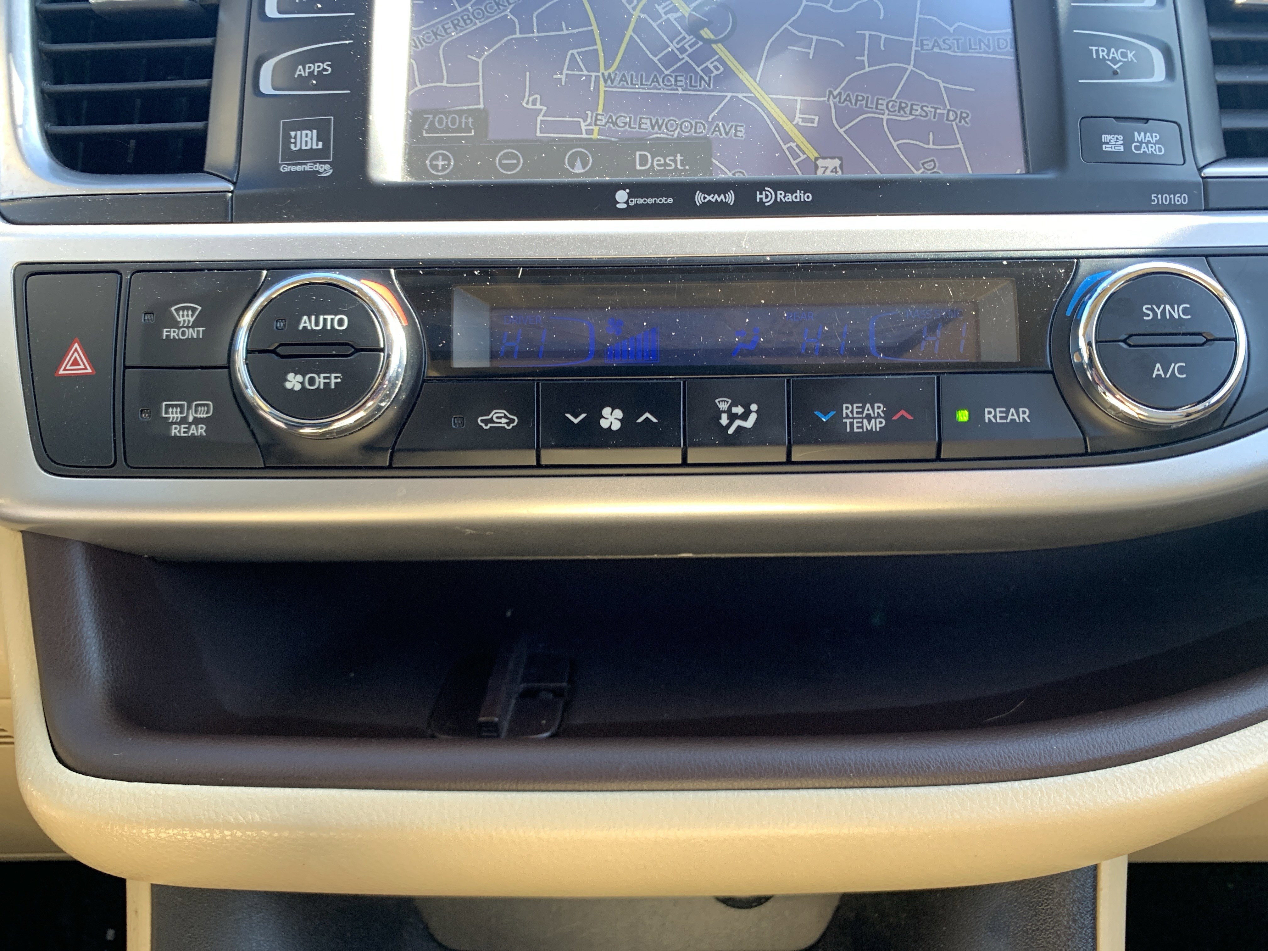 Used 2016 Toyota Highlander Limited image 29