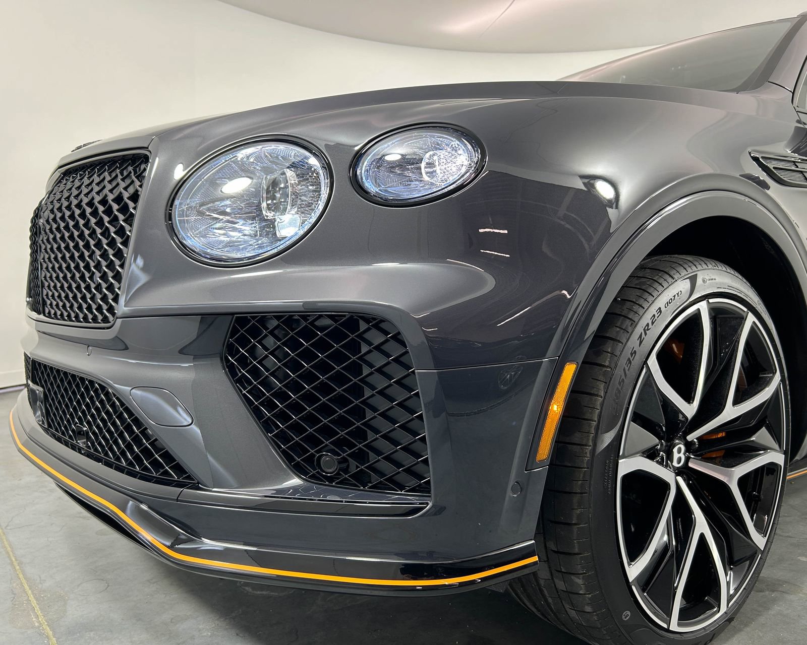New 2026 Bentley Bentayga Speed image 40