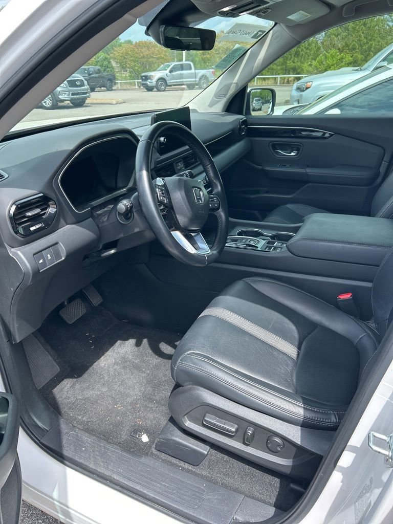 Used 2023 Honda Pilot Touring image 8