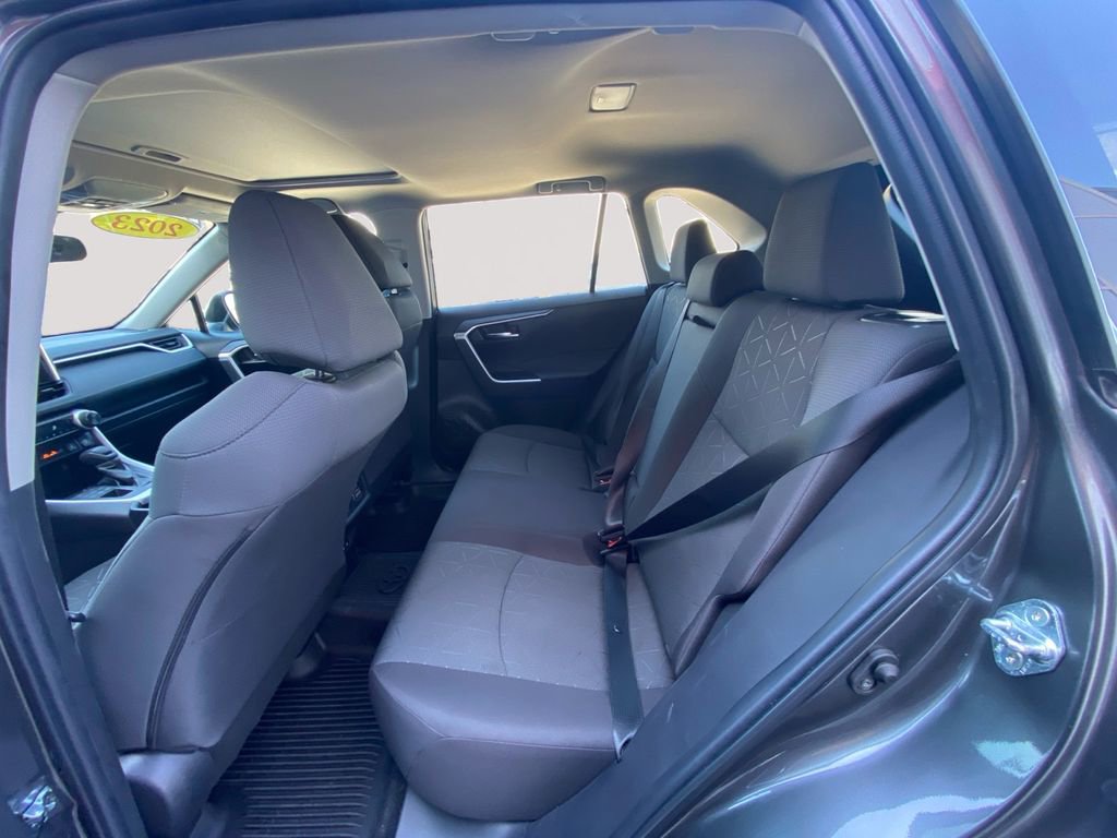 Used 2023 Toyota RAV4 XLE w/ Convenience Package image 13