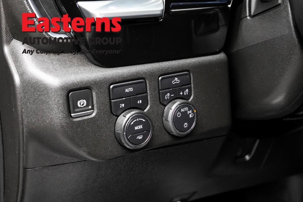 Used 2022 Chevrolet Silverado 1500 LT w/ Convenience Package II AWD/4WD image 21