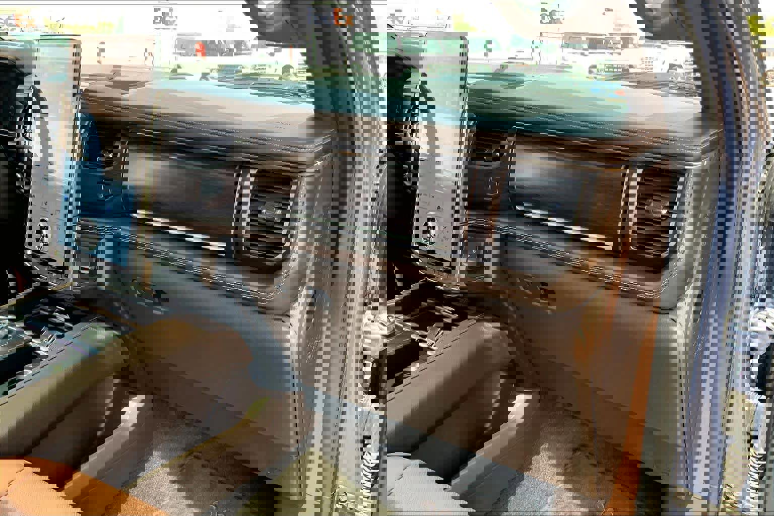 Used 2022 Ford Expedition King Ranch image 17