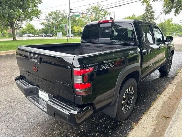 Used 2024 Nissan Frontier PRO-4X w/ Technology Package AWD/4WD image 8
