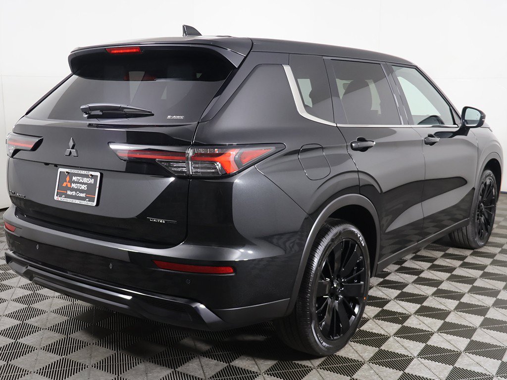 New 2027 Mitsubishi Outlander LE AWD/4WD image 10